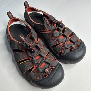 Men's Sz 9.5 KEEN Newport H2 Sandals Orange Brown Water Hiking Adventure Outdoor